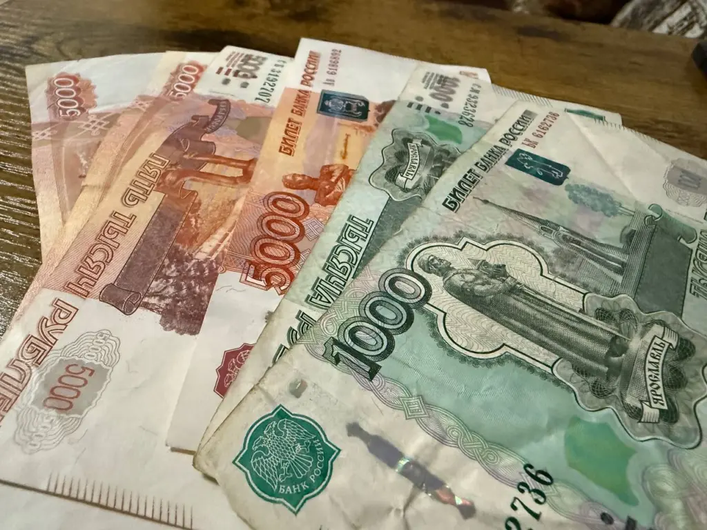 Выплаты родственникам после смерти пенсионера: что положено и как их оформить