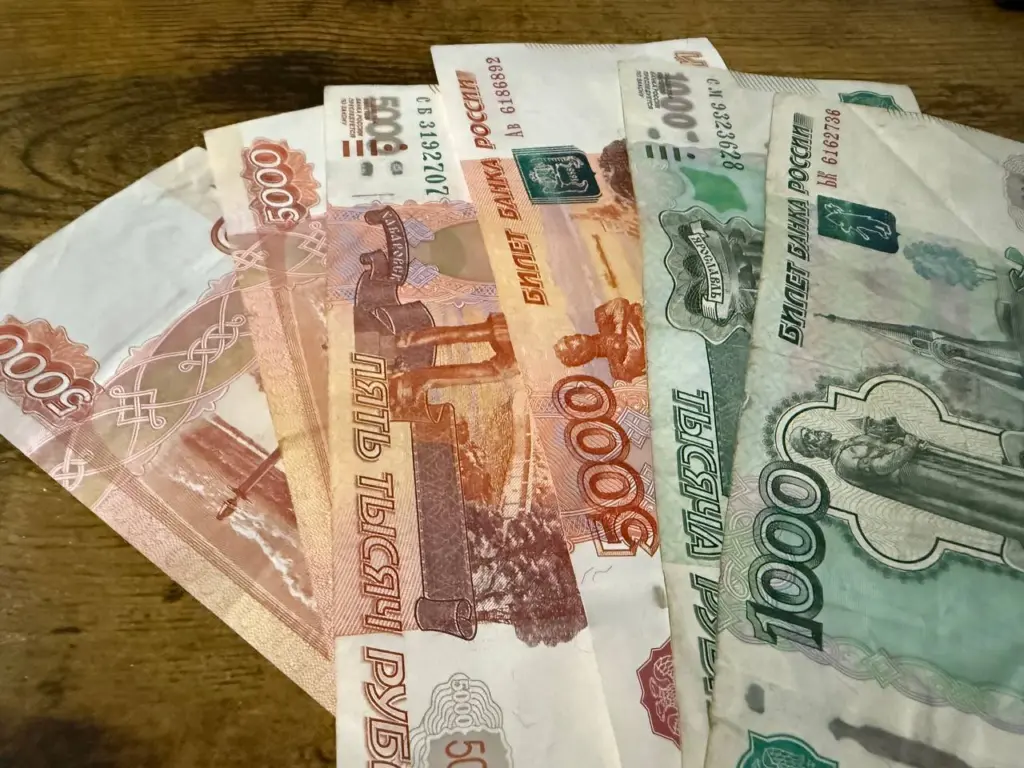 Эксперт предупреждает о рисках: россиянам рекомендуется изменить стратегию управления личными сбережениями